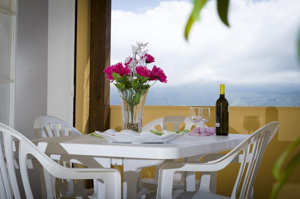 Casa Vacanza Saraceno Lägenhet Castellammare del Golfo Rum bild